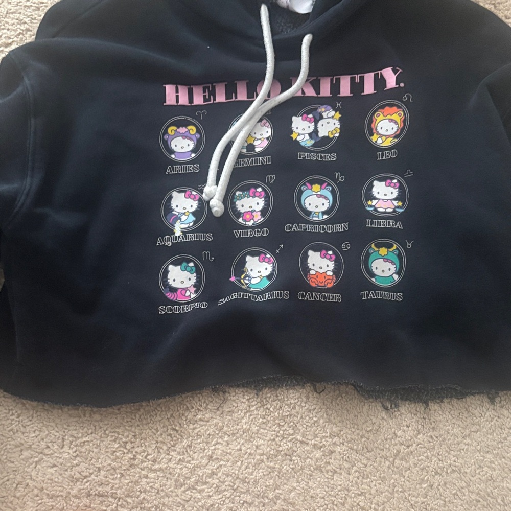 Hello Kitty Black Cropped Hoodie - Picture 9 of 10